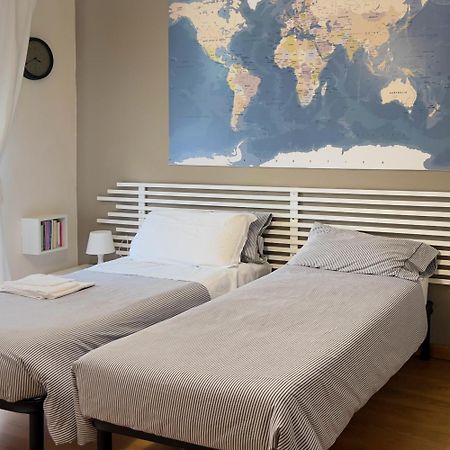 Bed and Breakfast Le Stanze Di Adele LʼAquila Exterior foto