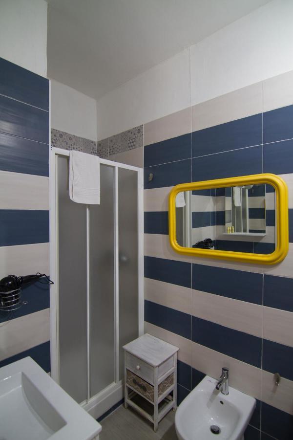 Bed and Breakfast Le Stanze Di Adele LʼAquila Exterior foto