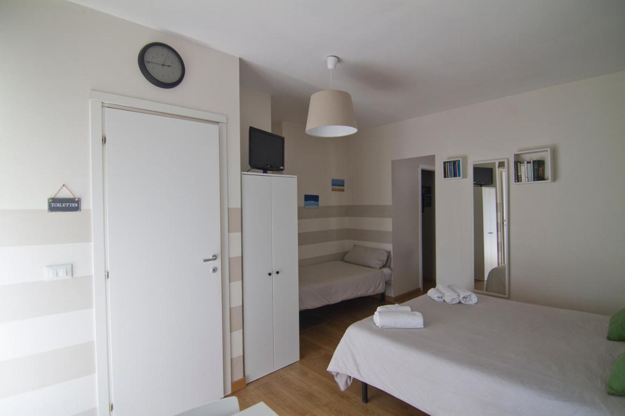 Bed and Breakfast Le Stanze Di Adele LʼAquila Exterior foto