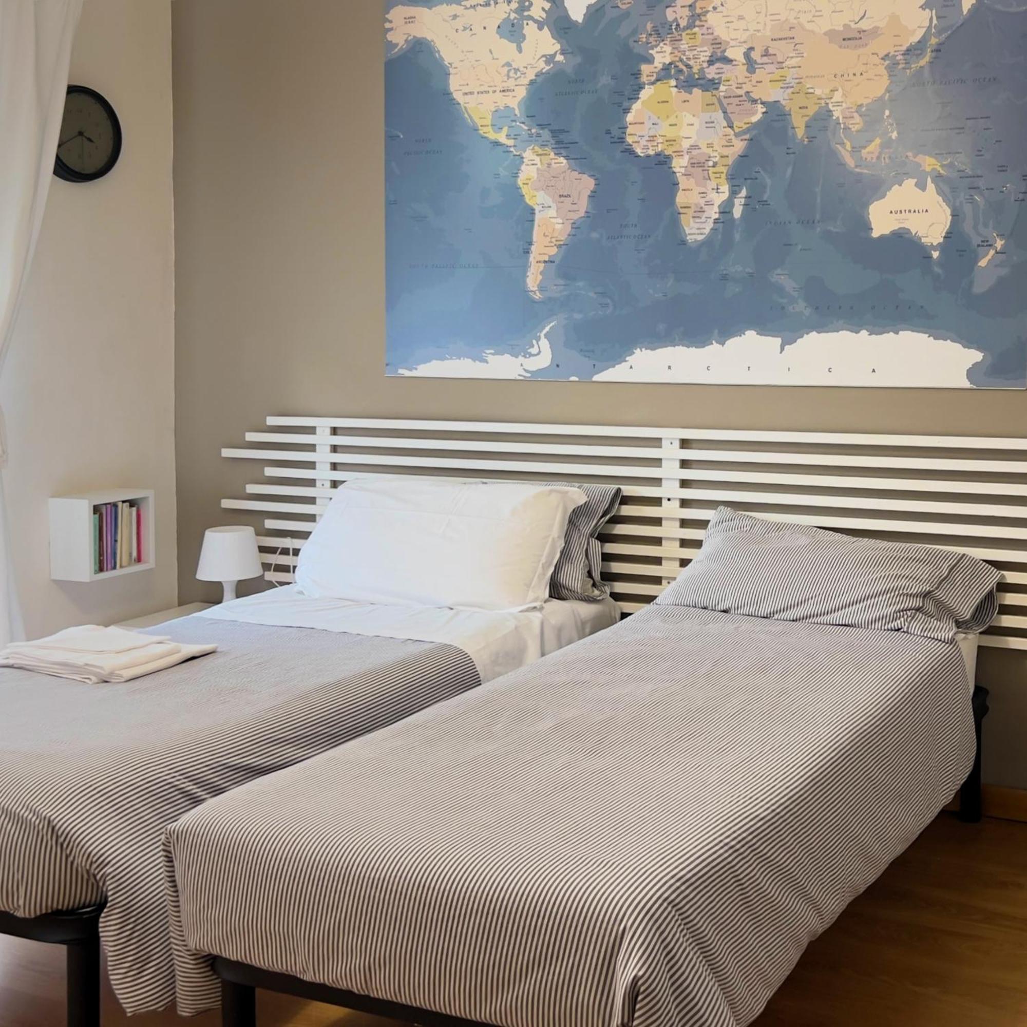Bed and Breakfast Le Stanze Di Adele LʼAquila Exterior foto